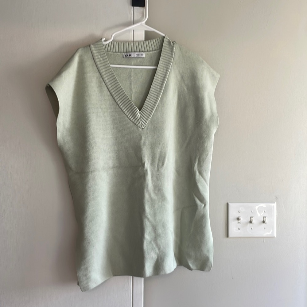 Zara sweater. Pastel green color.
